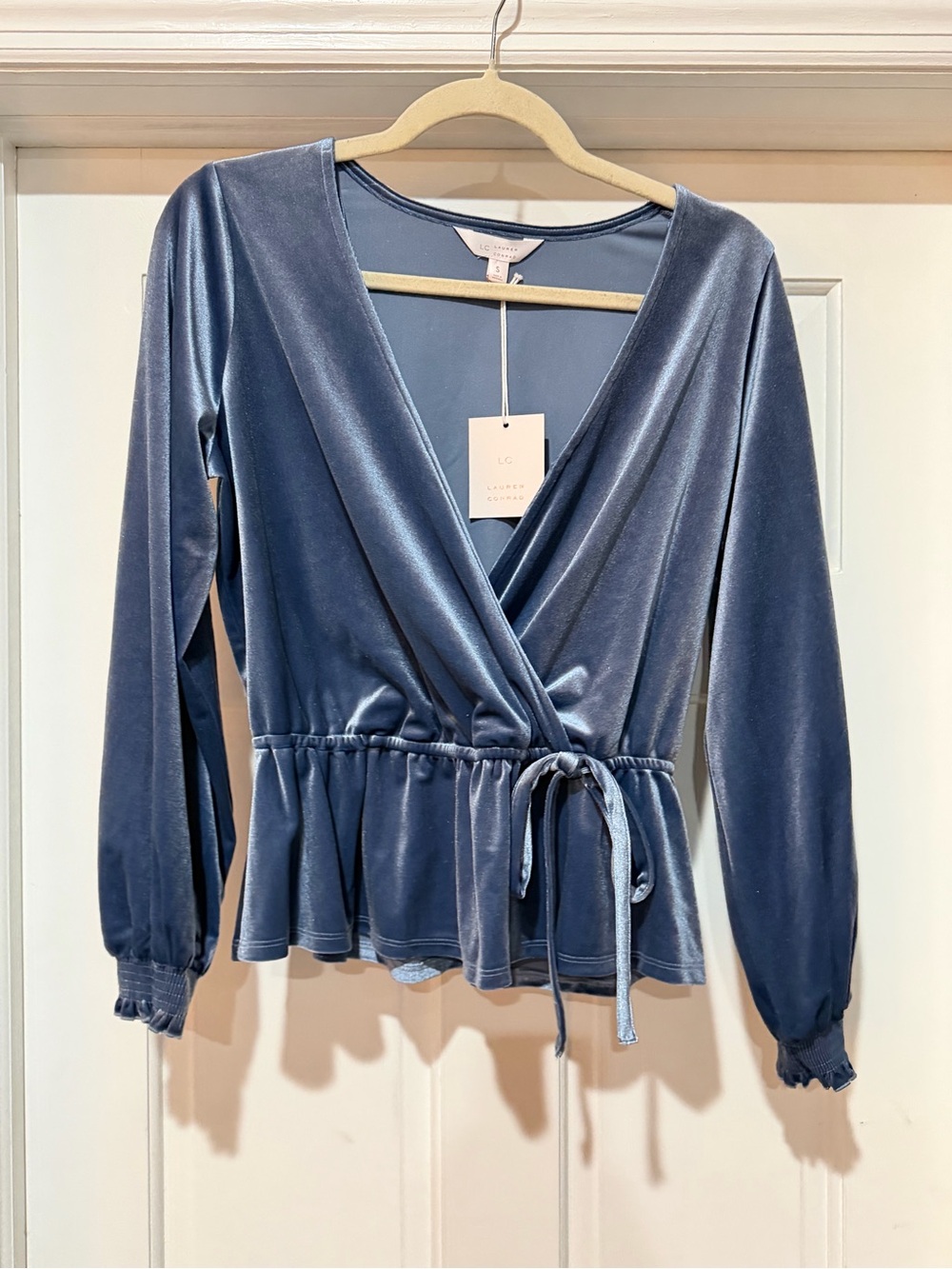 NWT LC Lauren Conrad Blue Velvet Wrap Peplum Top Women’s S Tie Waist